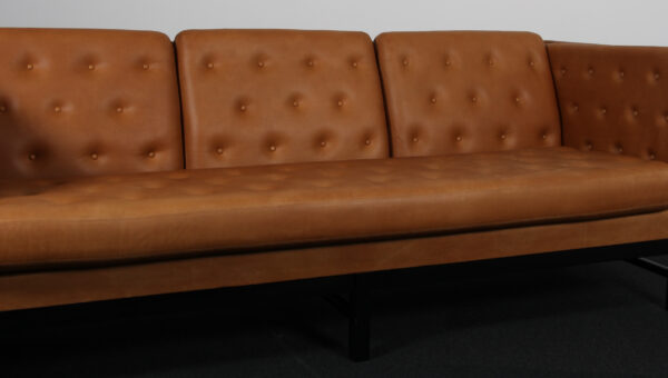 Erik Jørgensen tre personers sofa, model EJ315, nybetrukket - Billede 4