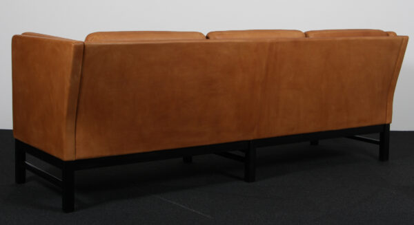 Erik Jørgensen tre personers sofa, model EJ315, nybetrukket - Billede 3