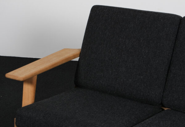 Hans J. Wegner to personers sofa model GE-290/2. Hallingdal, 2019 - Billede 6