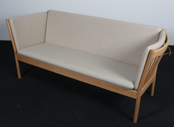 Erik Ole Jørgensen tre personers sofa, model J149. Eg - Billede 2