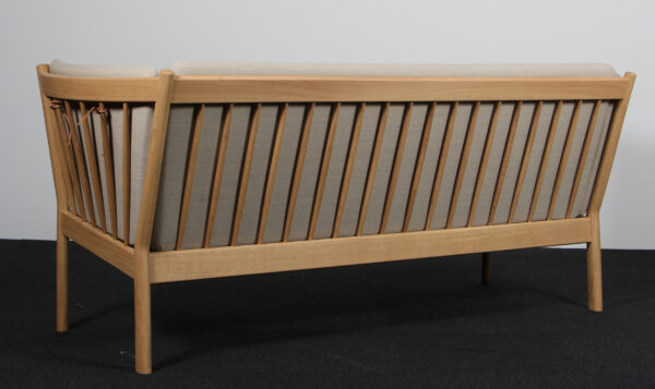 Erik Ole Jørgensen tre personers sofa, model J149. Eg - Billede 3