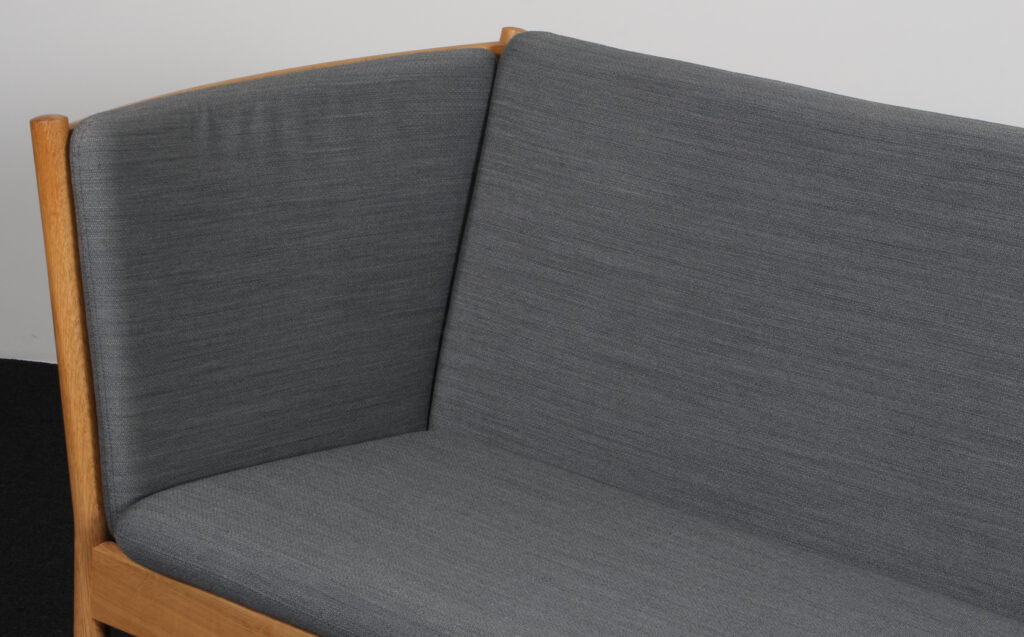 Erik Ole Jørgensen tre personers sofa, model J149. Eg - Billede 6