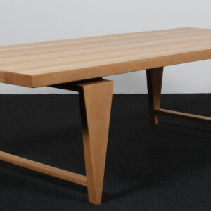 Illum Wikkelsø sofabord af massiv sæbebehandlet eg