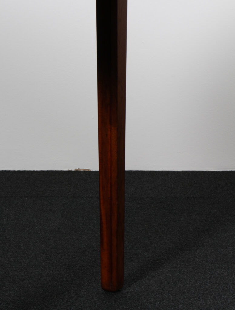 Ole Wanscher for AJ Iversen. Skrivebord af massiv mahogni. 1940'erne - Billede 5