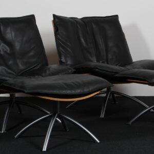 Tom Stepp lænestole med skamler, model Primetime. Eg samt læder