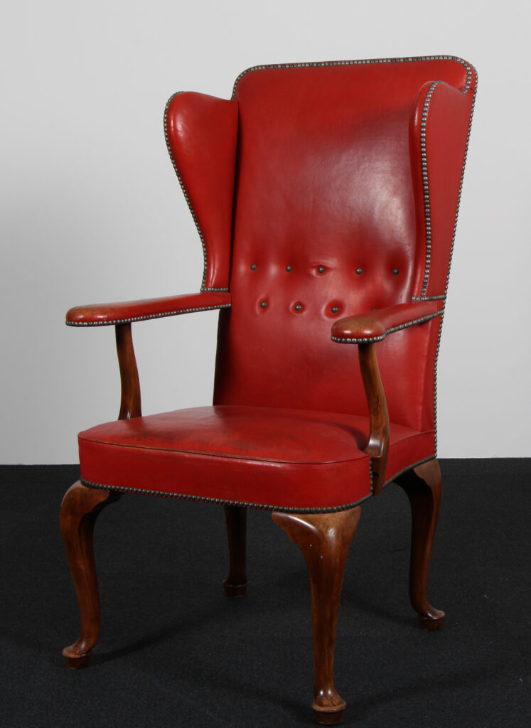 Frits Henningsen Øreklap/armstol, original betrukket