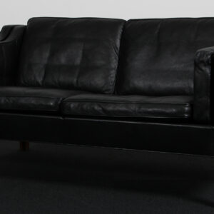 Børge Mogensen. Fritstående to pers. sofa, model 2212. Original betrukket