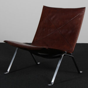 Poul Kjærholm lænestol, model PK22. EKC