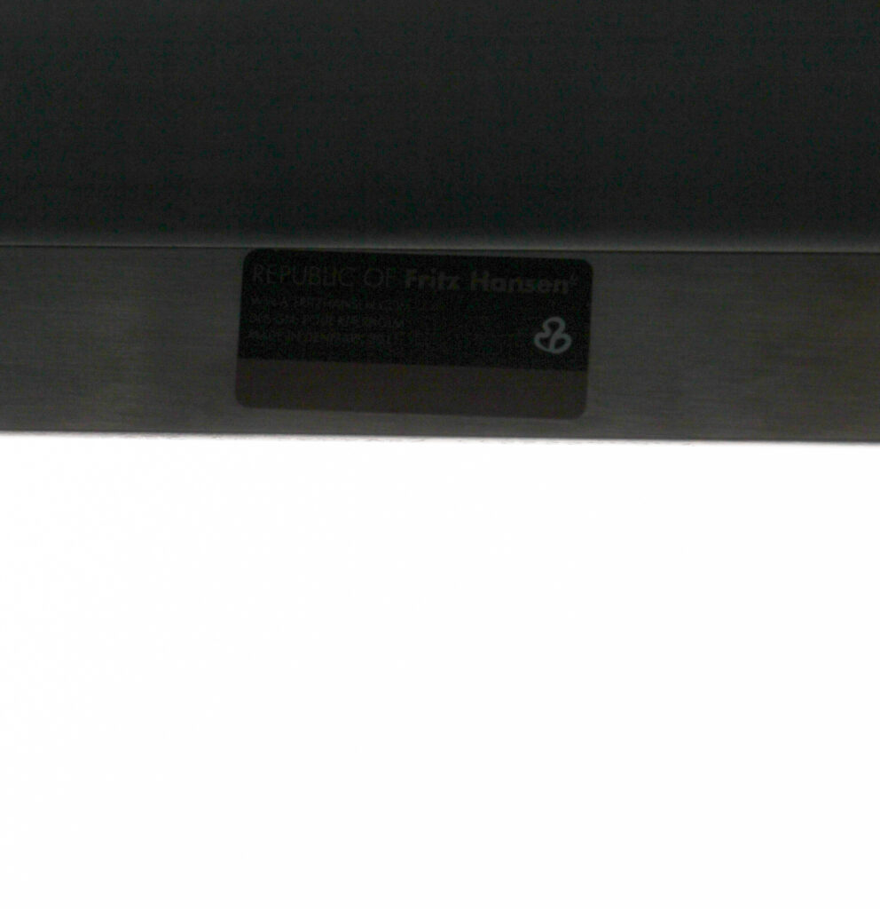 Poul Kjærholm sofabord af stål og skiffer, model PK61. Brown label. - Billede 3