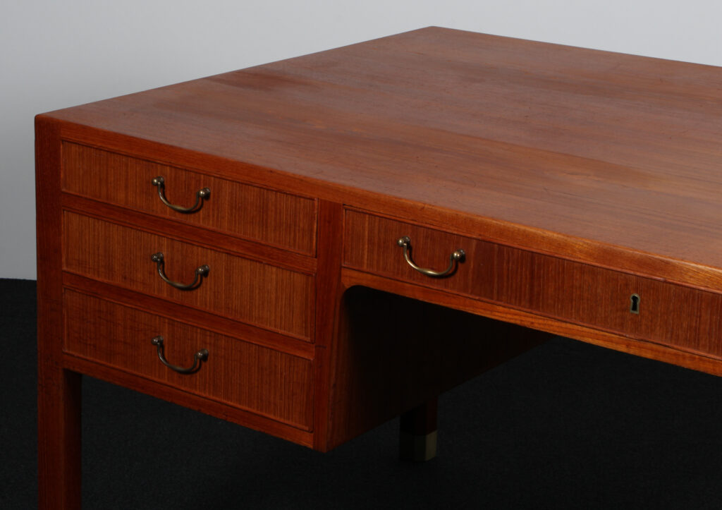 Ole Wanscher for AJ Iversen. Skrivebord af Teak. 1950’erne - Billede 5
