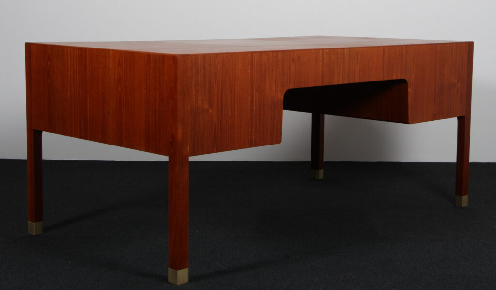 Ole Wanscher for AJ Iversen. Skrivebord af Teak. 1950’erne - Billede 3