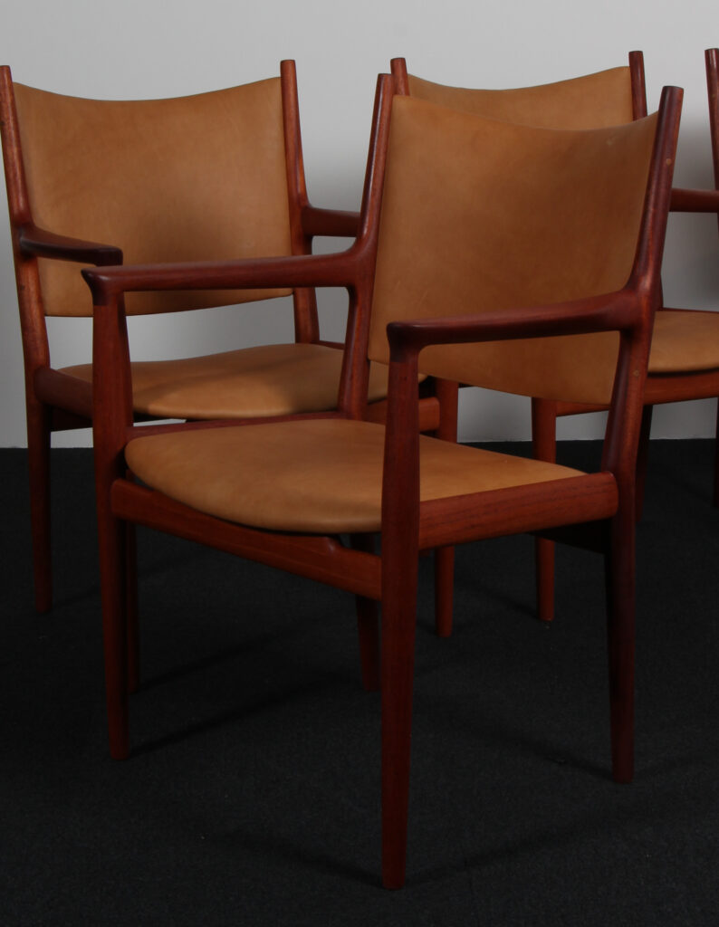 Hans J. Wegner fire armstole af mahogni og anilin læder, model JH513 - Billede 6