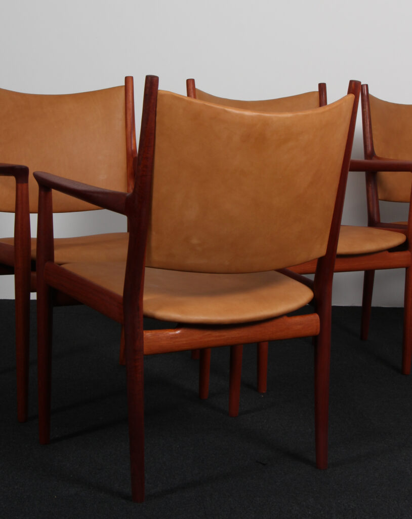Hans J. Wegner fire armstole af mahogni og anilin læder, model JH513 - Billede 4