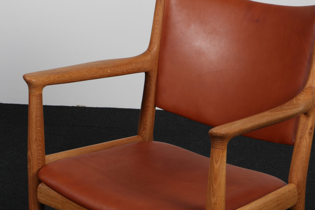 Hans J. Wegner armstol af olieret eg og anilin læder, model JH513 - Billede 8