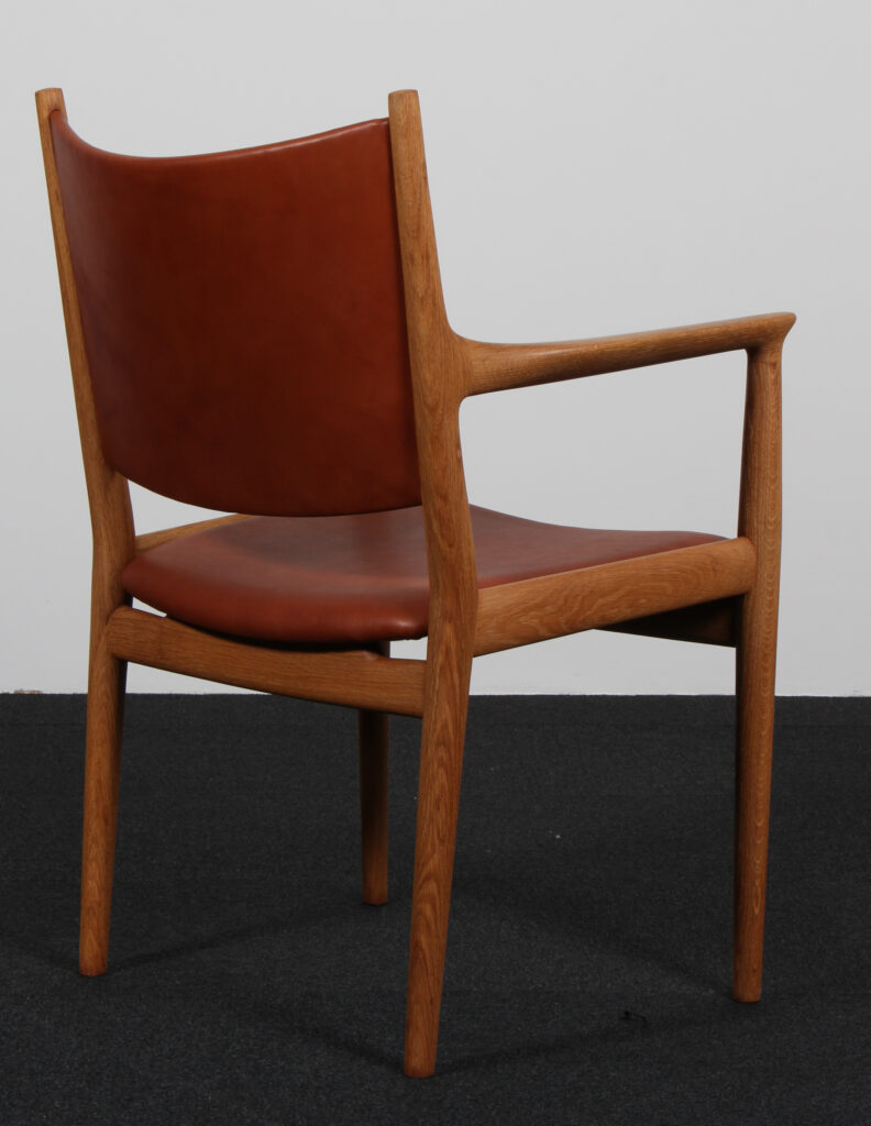 Hans J. Wegner armstol af olieret eg og anilin læder, model JH513 - Billede 4