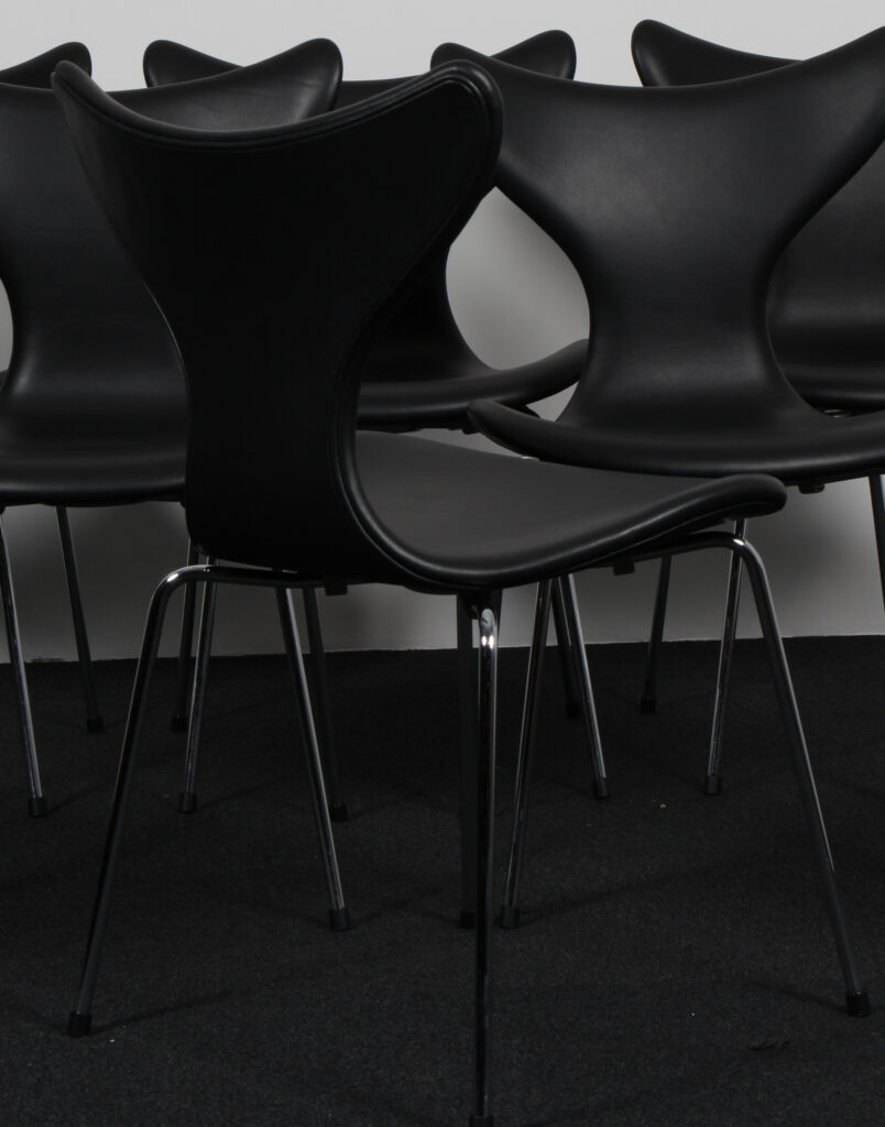 Arne Jacobsen sæt på seks Liljer, anilin læder. Model 3108 - Billede 4