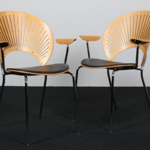 Nanna Ditzel Par Trinidad armstole af ahorn og anilin læder