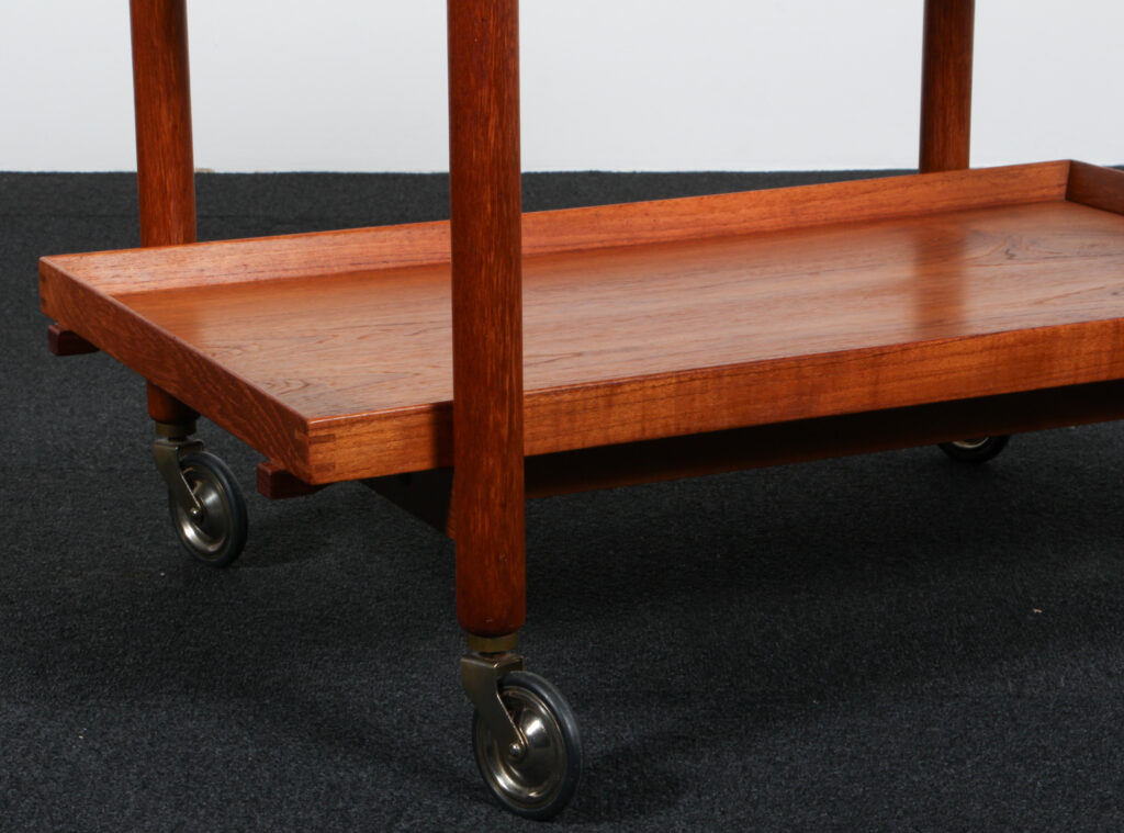 Poul Hundevad bakkebord af teak og formica - Billede 4