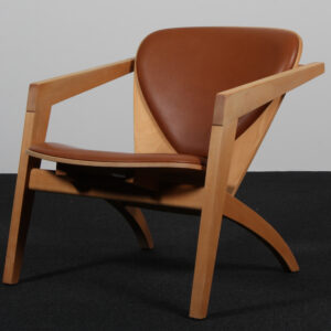 Hans J. Wegner butterfly lænestol af bøg og anilin læder. Model GE460