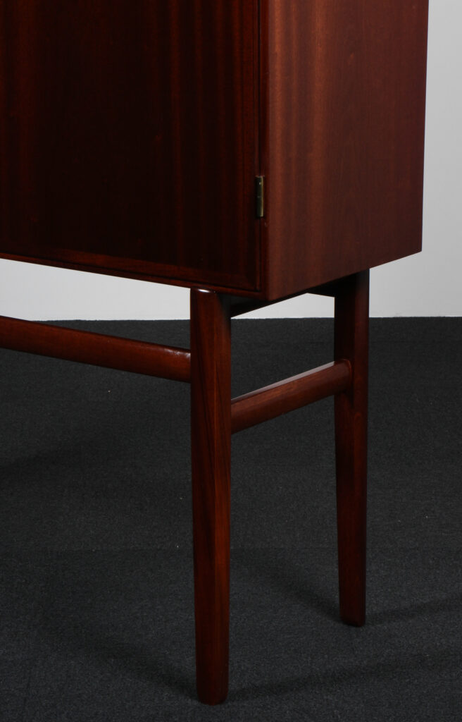 Ole Wanscher dækketøjsskab, mahogni, Rungstedlund - Billede 6