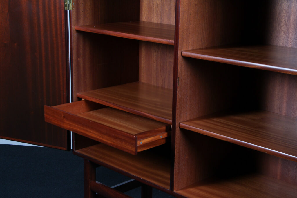 Ole Wanscher dækketøjsskab, mahogni, Rungstedlund - Billede 3