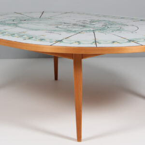 Bjørn Wiinblad sofabord af fyrtræ og håndmalede kakler. Unika