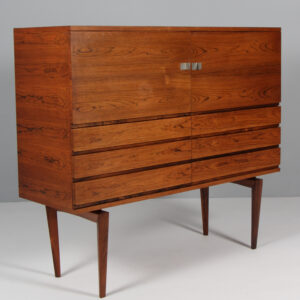 H. W. Klein Dækketøjsskab af palisander