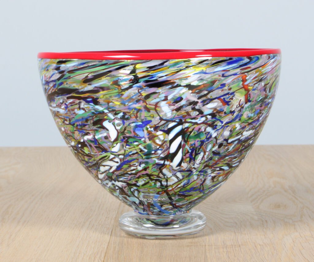 Bertil Vallien for Kosta Boda skål af glas, model Conffetti