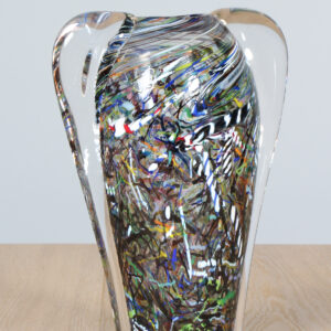 Bertil Vallien for Kosta Boda vase af glas, model Conffetti
