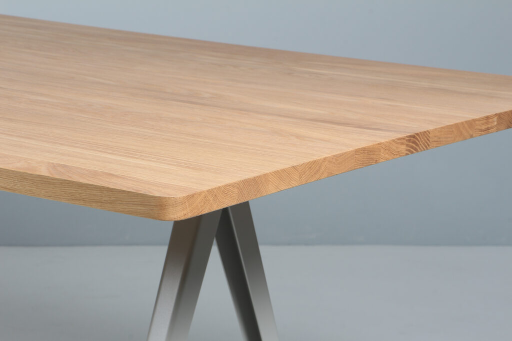 Hay spisebord af massiv eg, model Pyramide. - Billede 5