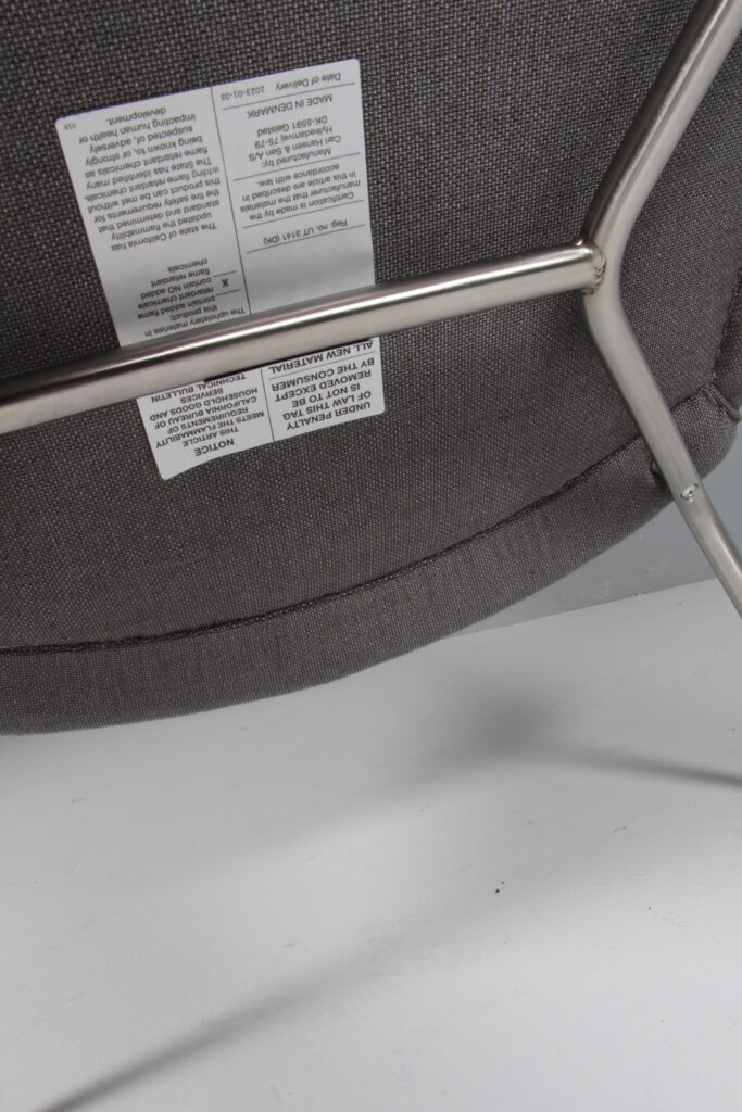 Hans J. Wegner Wing Chair, original betrukket - Billede 4