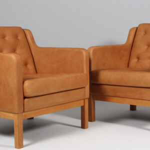 Erik Jørgensen lænestol af Vintage anilin læder. Model EJ315/1. Nybetrukket