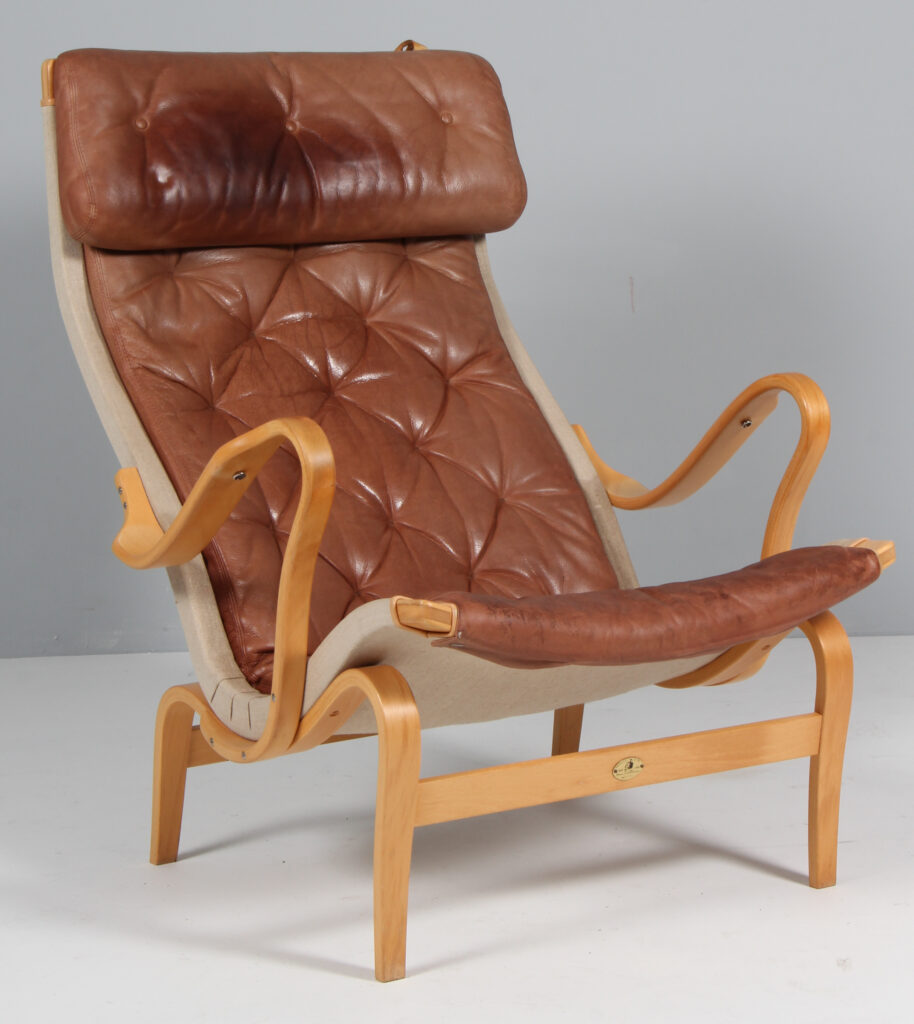 Bruno Mathsson Pernilla lænestol, bøg og læder. Jubilæums udgave