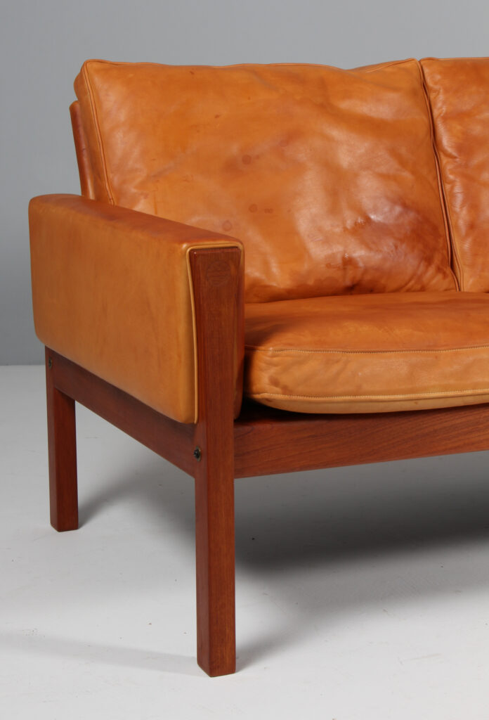 Hans J. Wegner tre personers sofa, patineret naturskind. Model AP62/3 - Billede 9