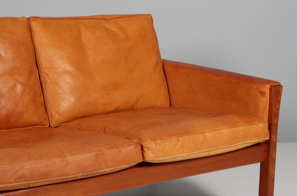 Hans J. Wegner tre personers sofa, patineret naturskind. Model AP62/3 - Billede 8