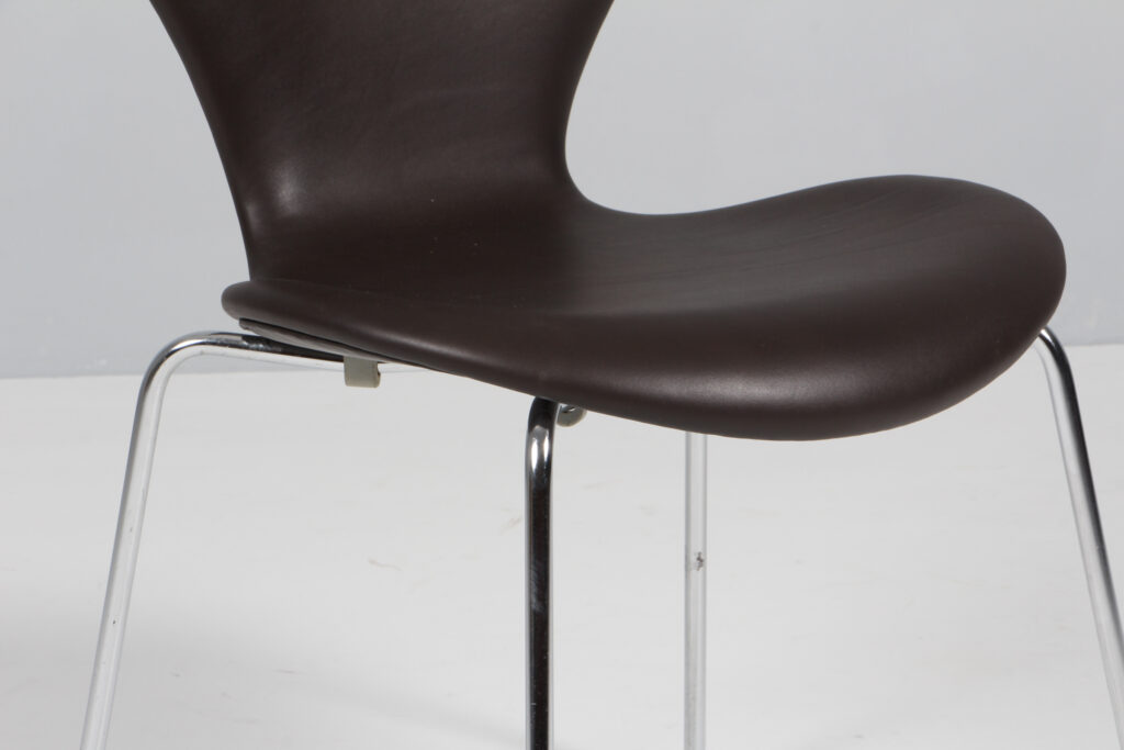 Arne Jacobsens 7´erstole model 3107, mokka Elegance. - Billede 5