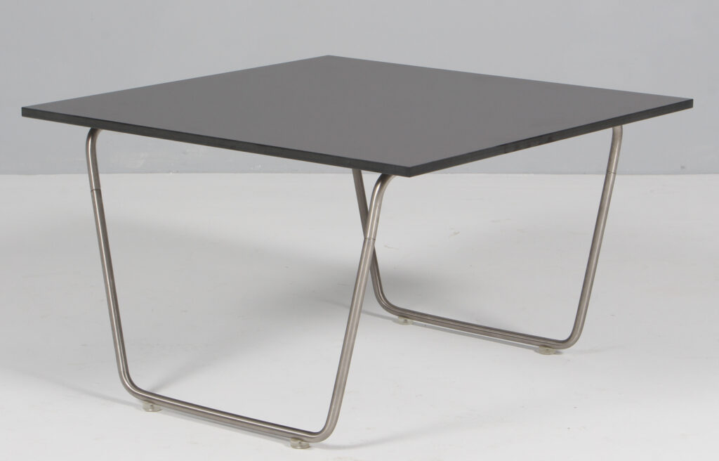 Verner Panton for Montana. Bachelor sofabord