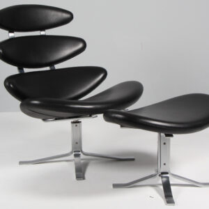 Poul M. Volther lænestol med skammel, model Corona