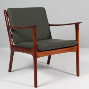 Ole Wanscher. Armstol model PJ112. Mahogni og uld
