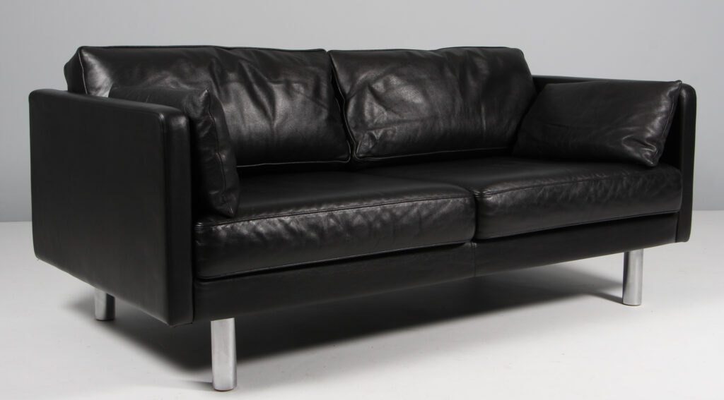 Erik Jørgensen 2 personers sofa, original betrukket