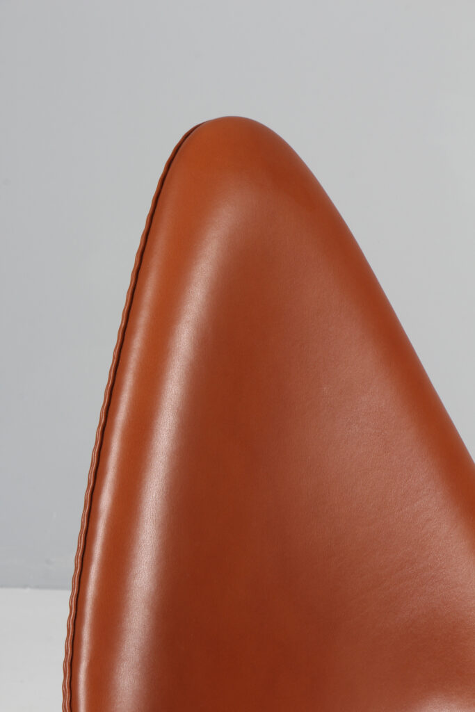 Arne Jacobsen Dråben med læder, model 3110 - Billede 5