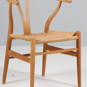 Hans J. Wegner Y stol, sæbebehandlet eg. Model CH24