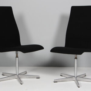 Arne Jacobsen  Oxford stole, Red Label, Original betrukket