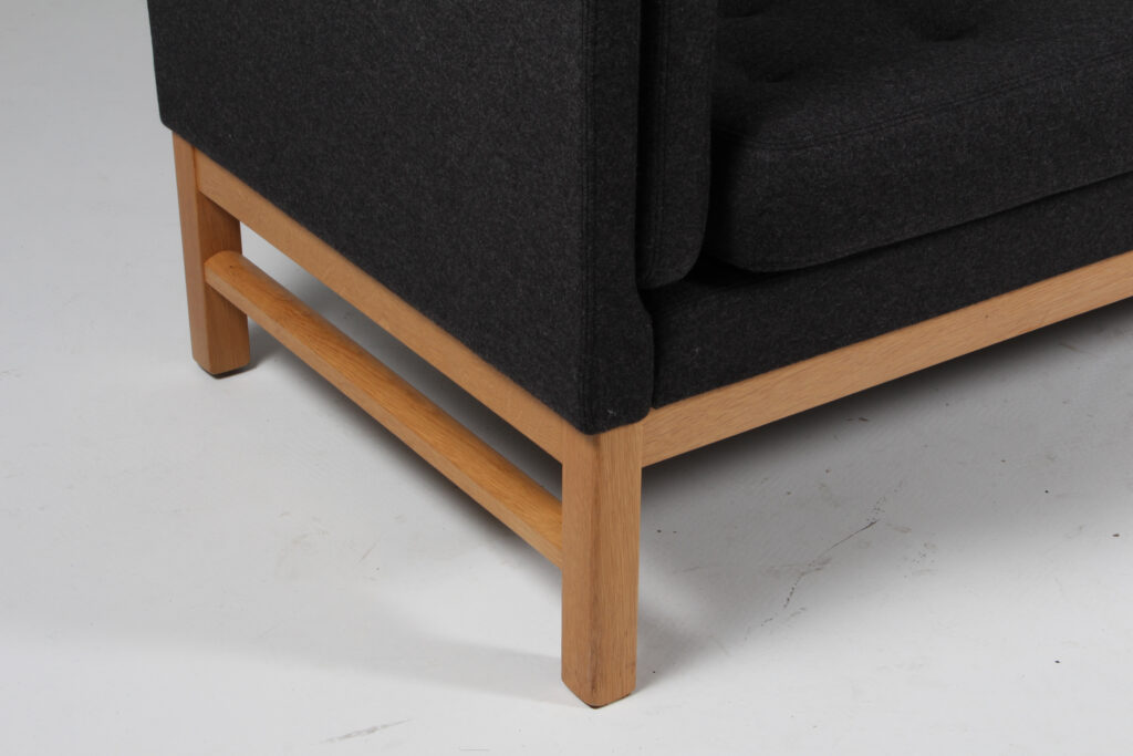 Erik Ole Jørgensen tre personers sofa, model EJ315, nybetrukket - Billede 4