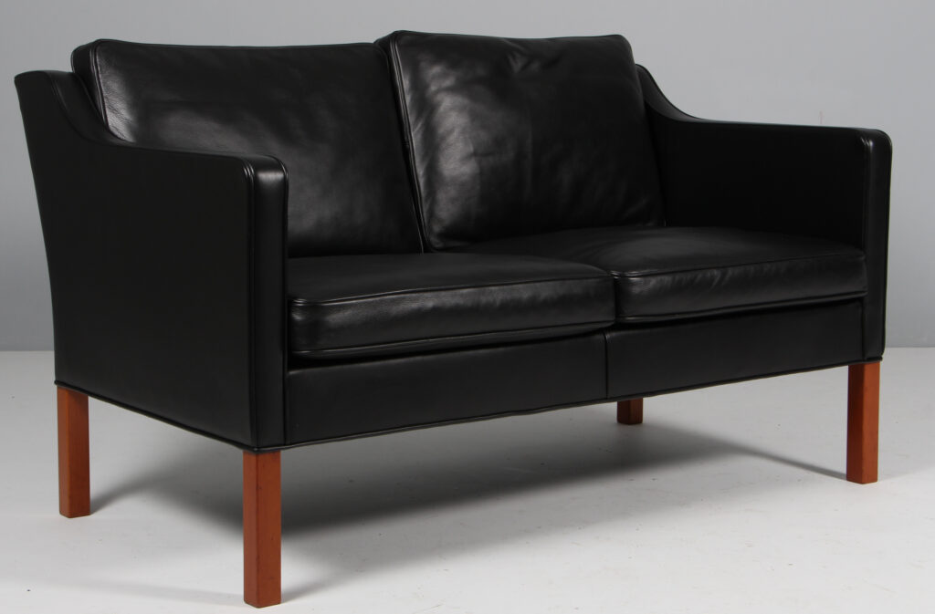 Børge Mogensen to personers sofa, model 2332. Original betrukket