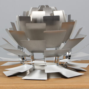 Poul Henningsen Koglen af børstet aluminium. Model Ø. 48