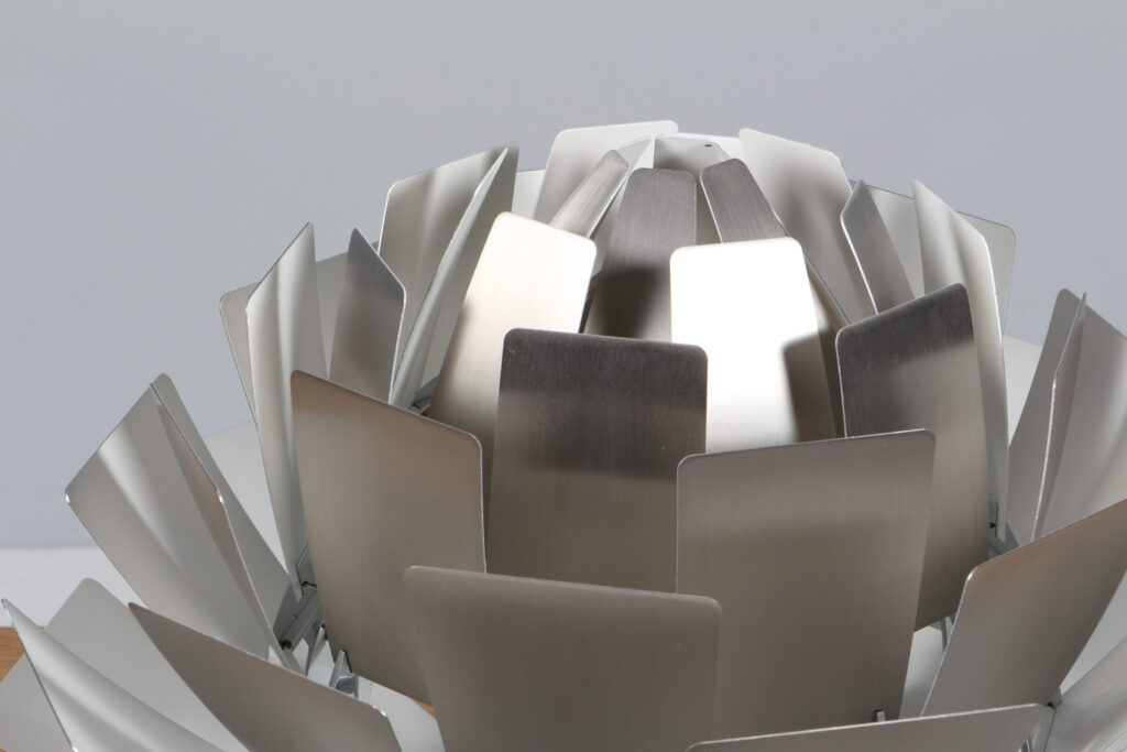 Poul Henningsen Koglen af børstet aluminium. Model Ø. 48 - Billede 2