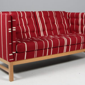 Erik Ole Jørgensen to personers sofa, model EJ315, Savak
