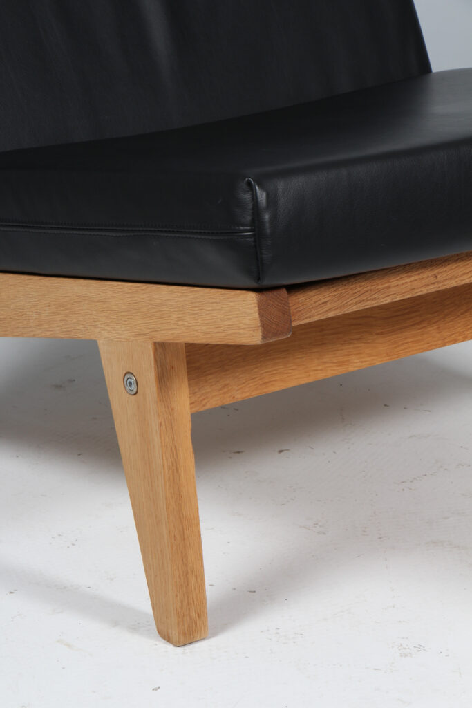 Hans J. Wegner lænestol model GE370, eg samt anilin læder - Billede 7