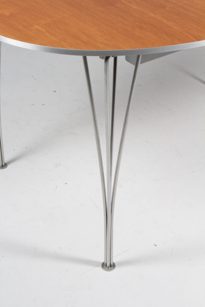 Piet Hein & Bruno Mathsson super ellipse bord med plader. 2011 - Billede 9